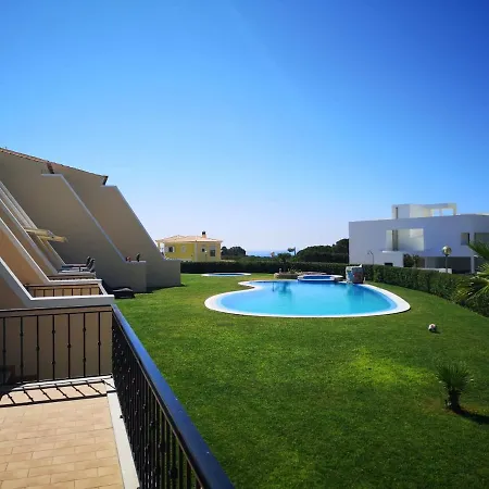 House J Sao Rafael - By Bedzy Αλμπουφέιρα