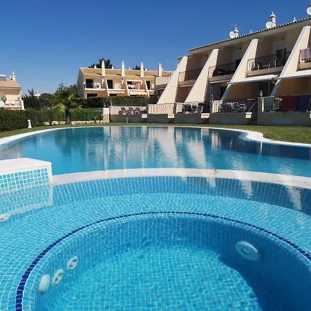 House J Sao Rafael - By Bedzy Albufeira