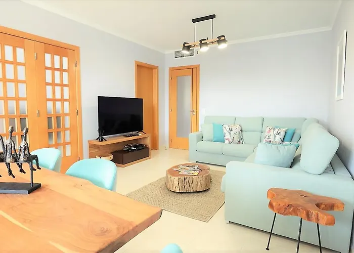 House J Sao Rafael - By Bedzy 度假居